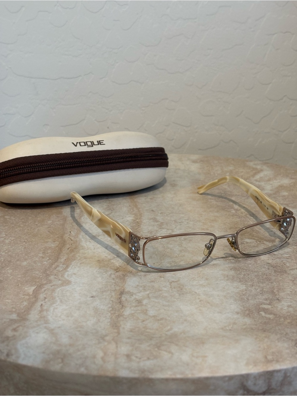 Vogue VO 3661-B women’s Cream Marbled Temple Rectangular Glasses